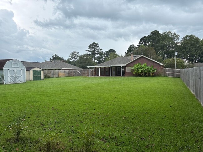 Building Photo - 151 Gilder Ct