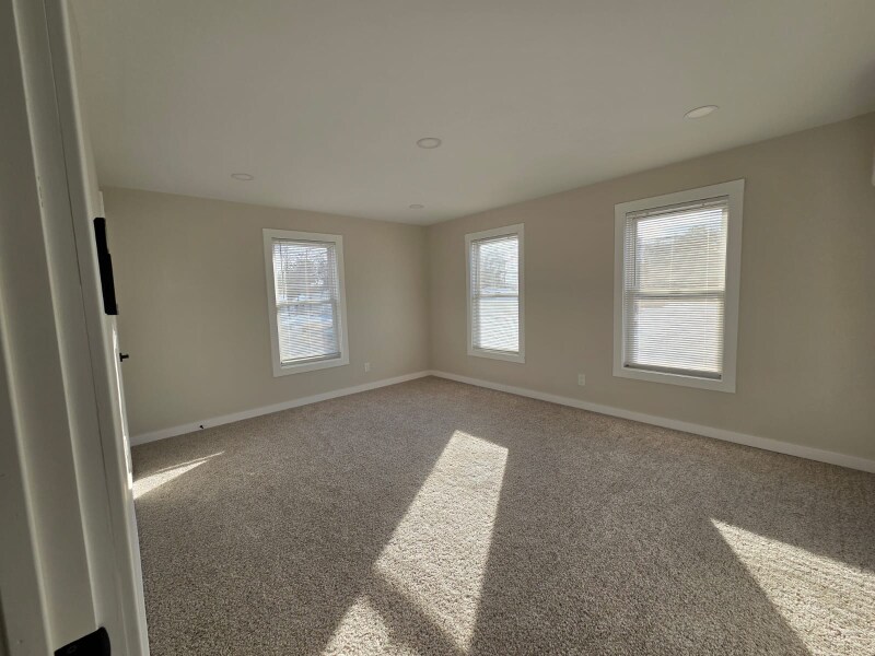 Building Photo - 89 Montgomery St