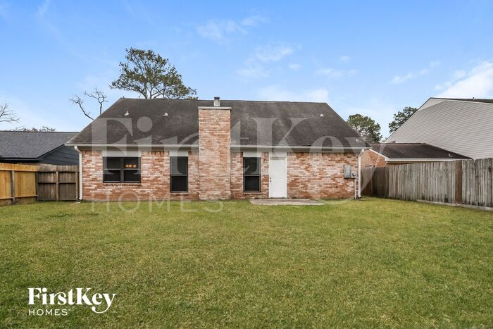 Building Photo - 8202 Amurwood Dr