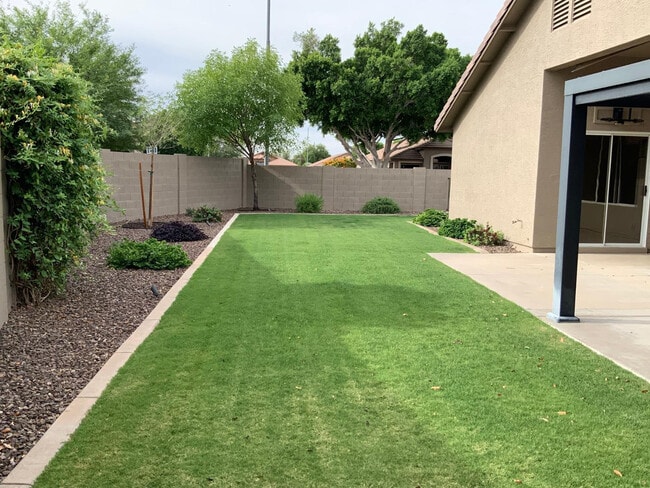 Building Photo - 20953 N 79th Dr