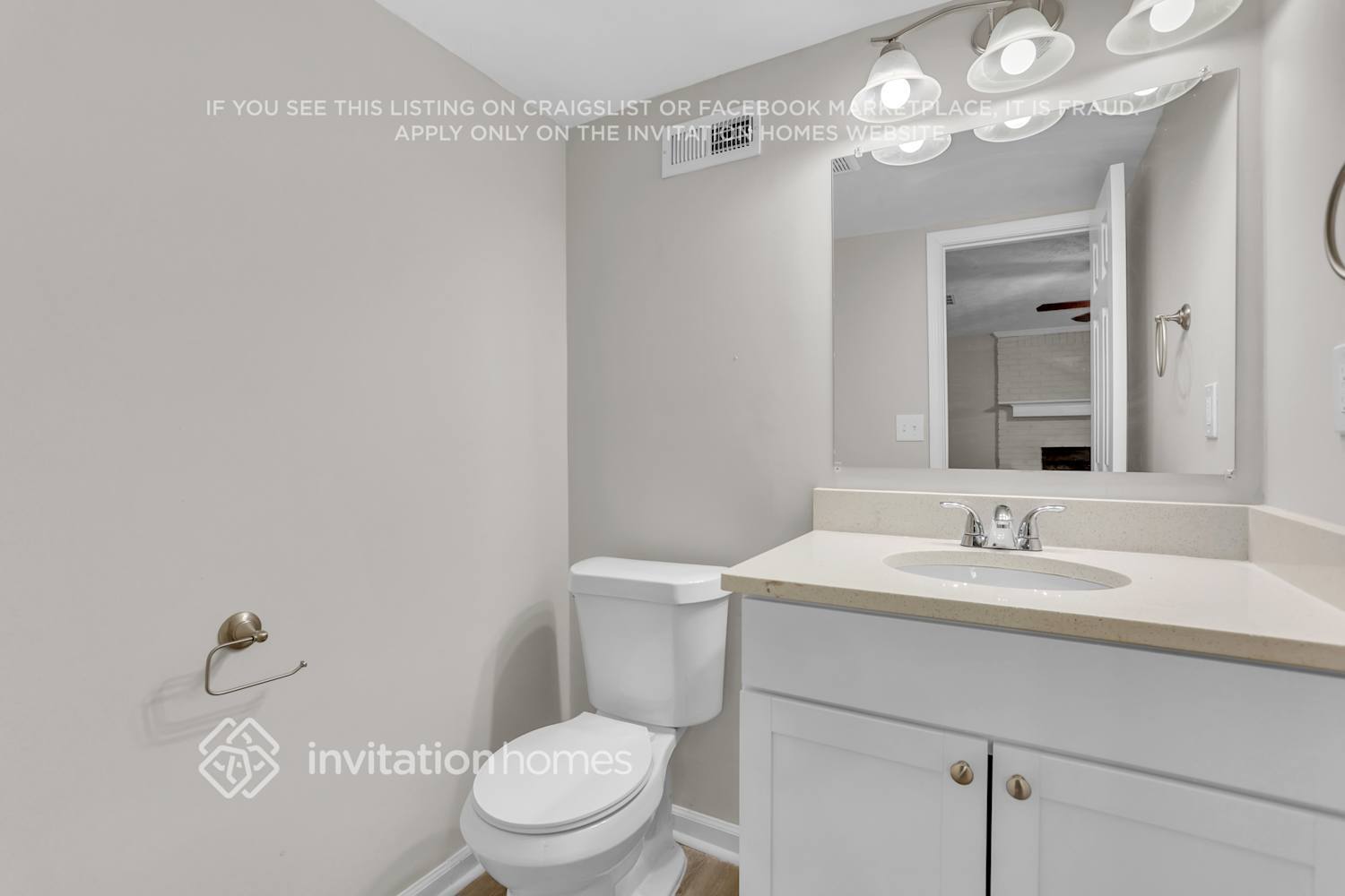 Building Photo - 1242 S Indian Creek Dr