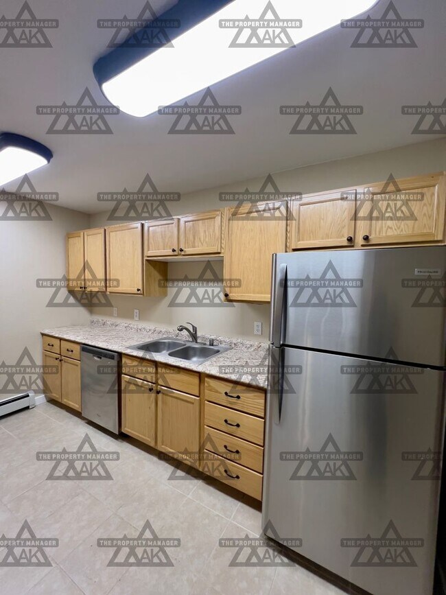 Building Photo - Grumman St 2400-