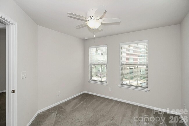 Building Photo - 3043 Potomac River Pkwy