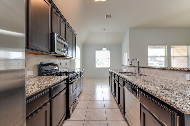 Building Photo - 3931 Medici Ct