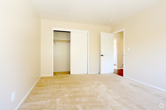 Lakeview Garden - San Mateo Ca Apartment Finder