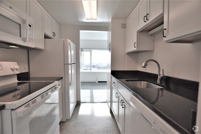 Building Photo - 555 E William St
