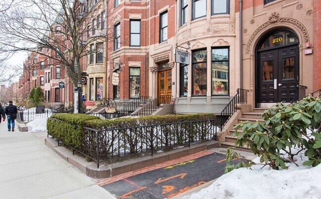 Building Photo - 270 Newbury St