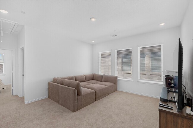 Building Photo - 1032 Bristleleaf Wy