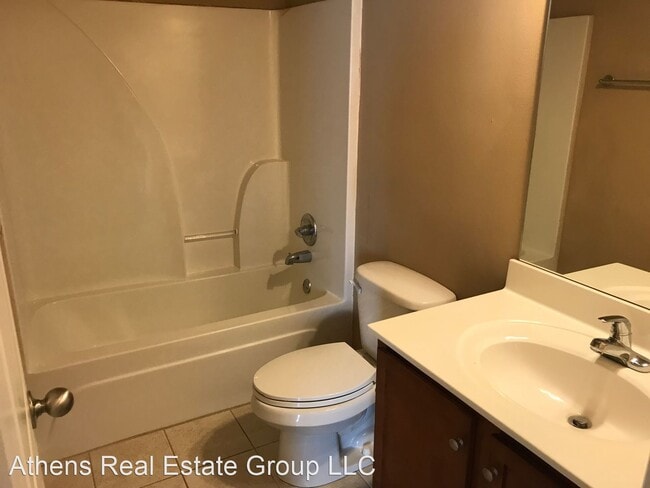 Building Photo - 5 br, 4 bath House - 140 Jonas Ave