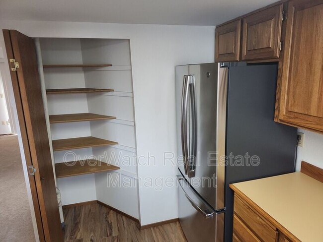 Building Photo - 1932 Beaver Pl