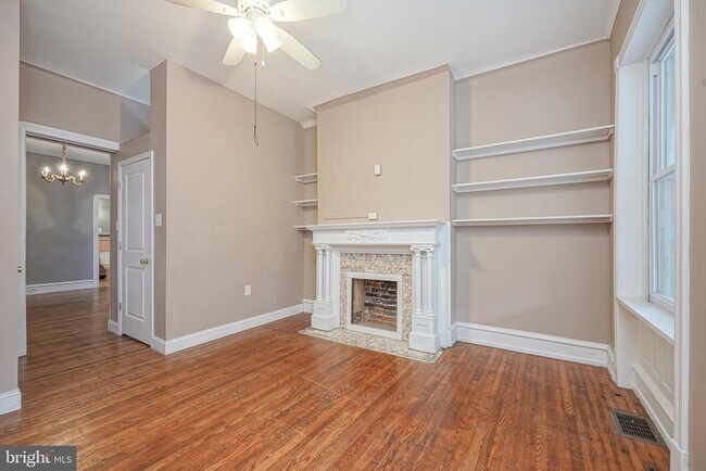 Building Photo - 1119 S 46th St