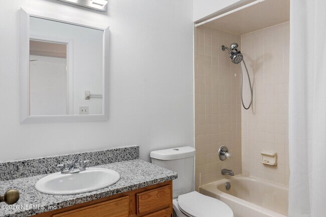 Building Photo - 330 Sunrise Cir