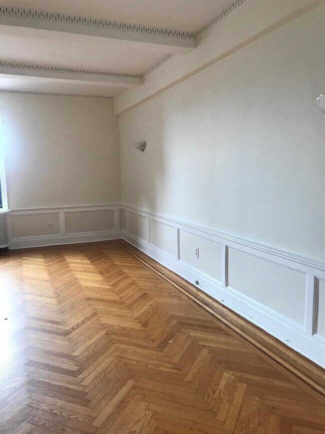 Building Photo - 50 Glenwood Ave