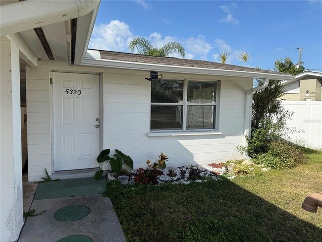 Building Photo - 5320 S Lockwood Ridge Rd