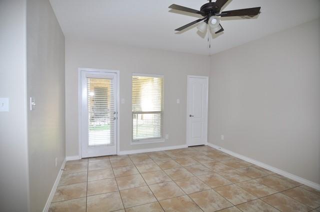 Building Photo - 6872 Regello Dr