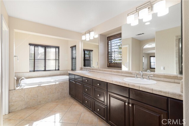 Building Photo - 15991 Nature Trail