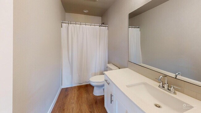 Building Photo - Be the first one to RENT this home! 3 bedrooms, 2 bathrooms, SINGLE LEVEL home with beautiful Lan...