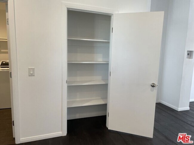 Building Photo - 2877 Gram Dr