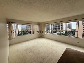 Building Photo - 0036BRU