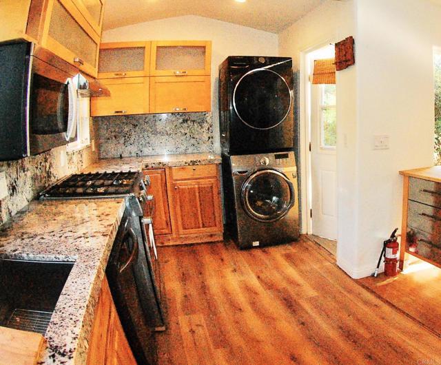 Building Photo - 736 Mar Vista Dr