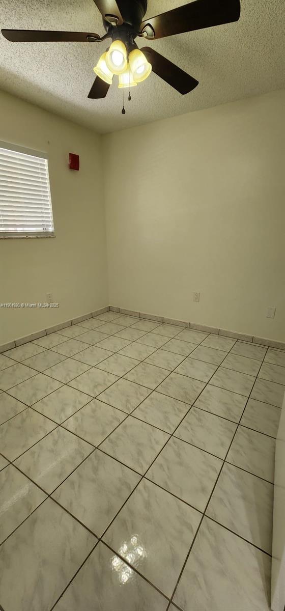 Building Photo - 5420 W 21st Ct