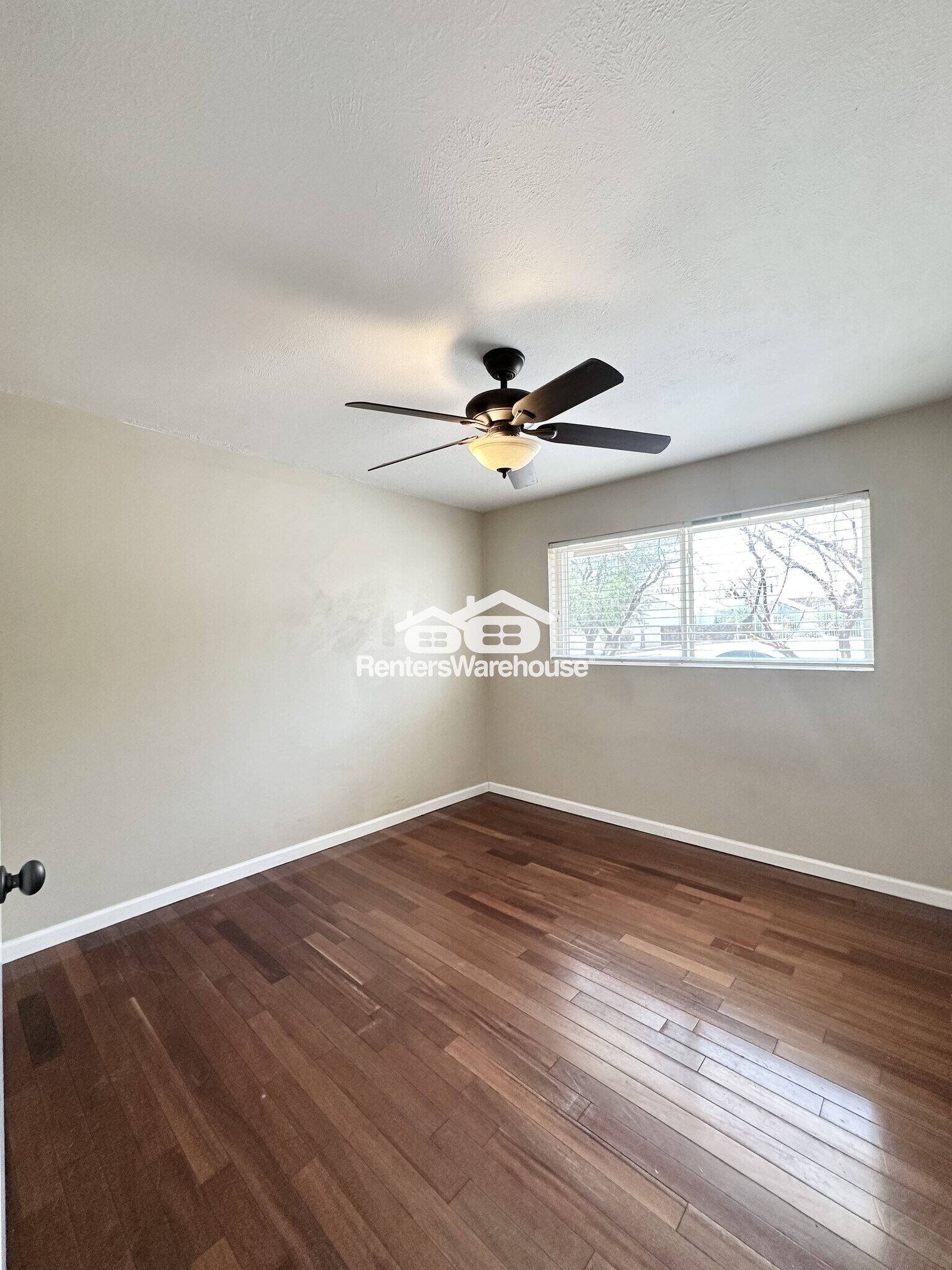 Building Photo - 1002 E Griswold Rd