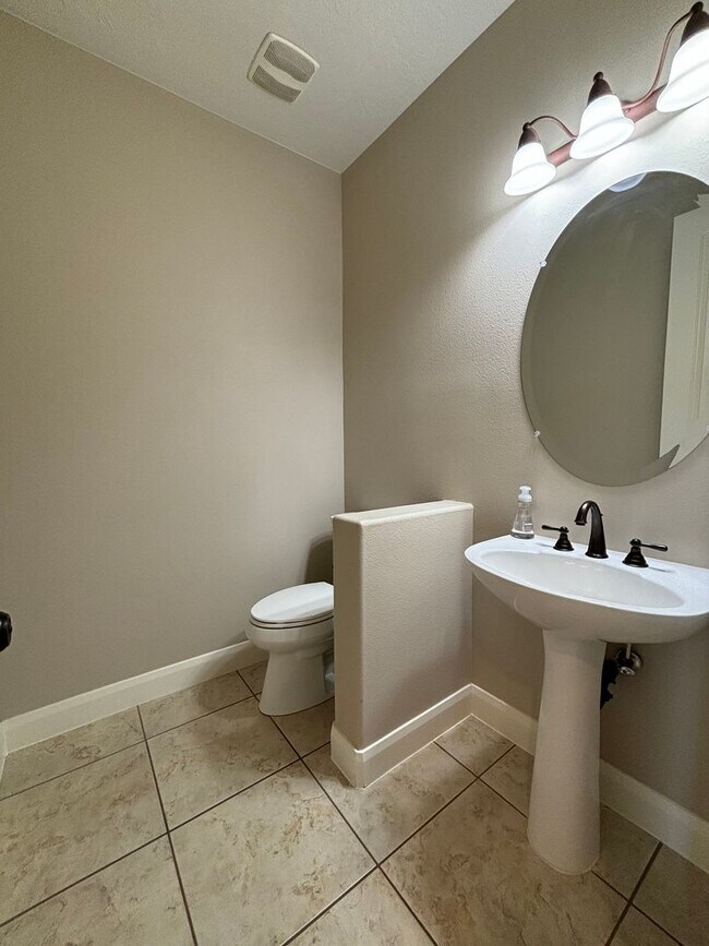 Building Photo - Short term lease! Coral Canyon on Golf Course with POOL- FURNISHED & PARTIALLY FURISNHED OPTION