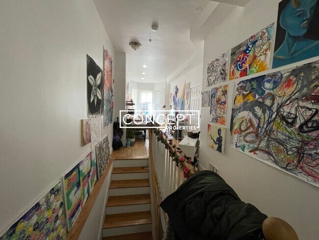 Building Photo - 243 Northampton St