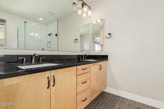 Building Photo - 7508 E Via De Luna Dr