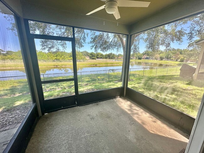 Building Photo - Orlando - 3 Bedroom, 2.5 Bathroom - $1,845.00