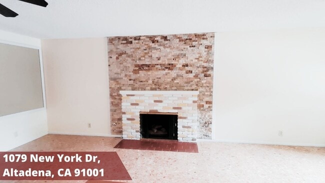 Building Photo - 1079 New York Dr