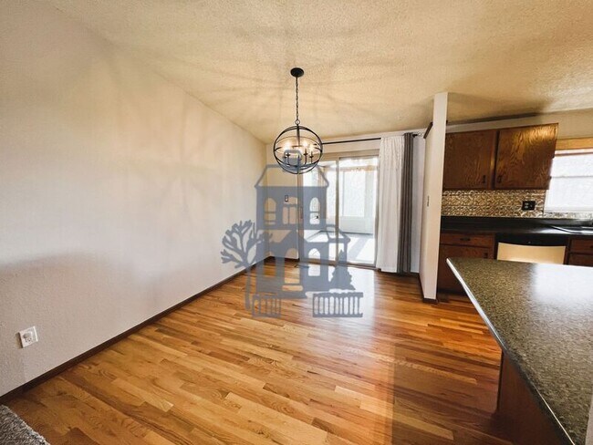 Building Photo - 5419 Alteza Dr