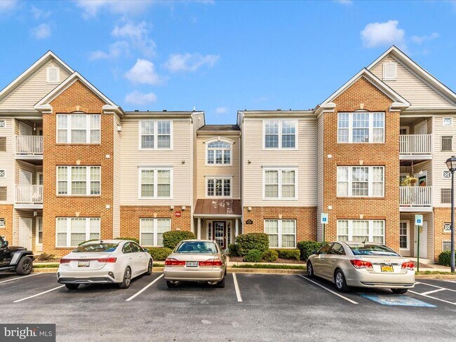 Building Photo - 501 Patton Cir