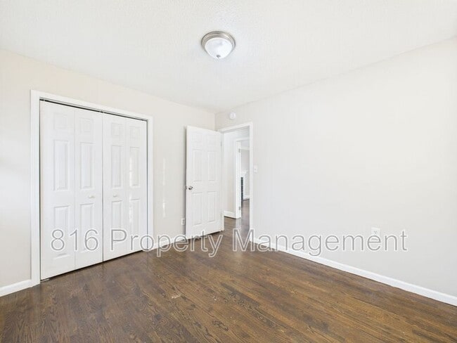 Building Photo - 6304 E 150th Terrace