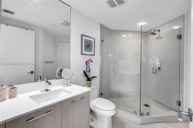 Building Photo - 45 SW 9th St