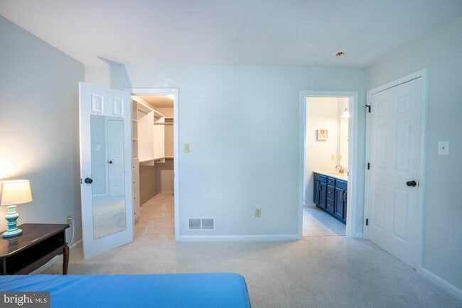 Building Photo - 2184 Autumnwood Dr