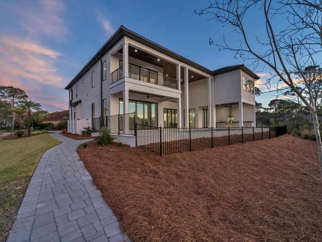 Building Photo - 330 Kelly Plantation Dr