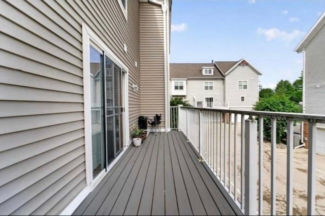 Building Photo - 707 Cricket Ln