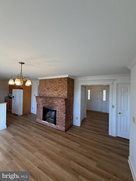 Building Photo - 15326 Tidewater Trail