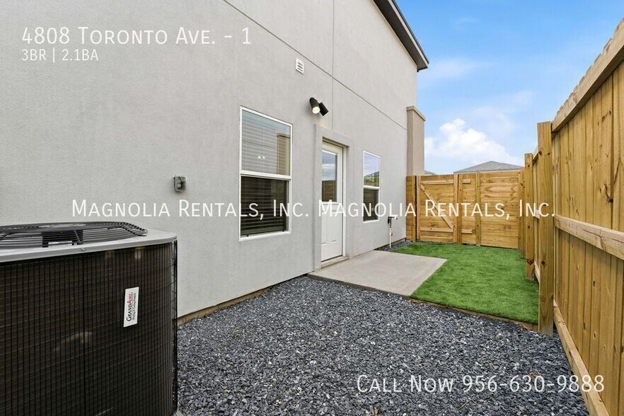 Building Photo - 4808 Toronto Ave