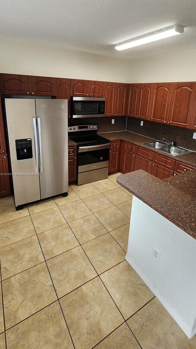 Building Photo - 13551 SW 260th Ln