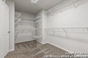 Building Photo - 208 Valona Dr