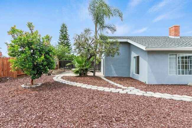 Building Photo - 24031 Olivera Dr