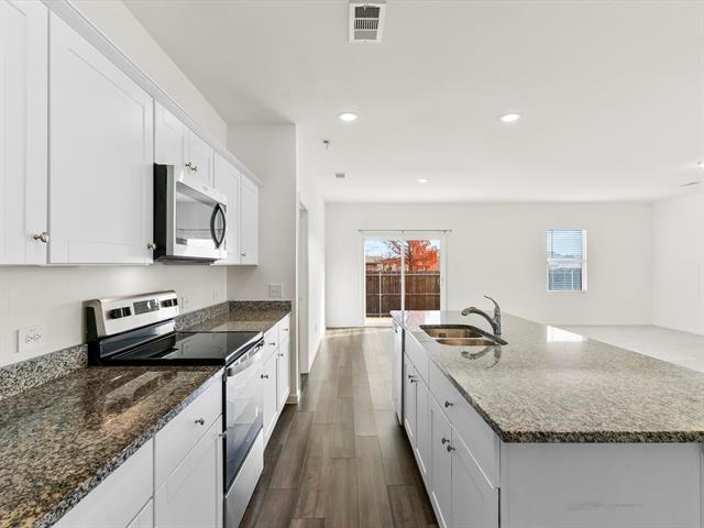 Building Photo - 13344 Ridings Dr