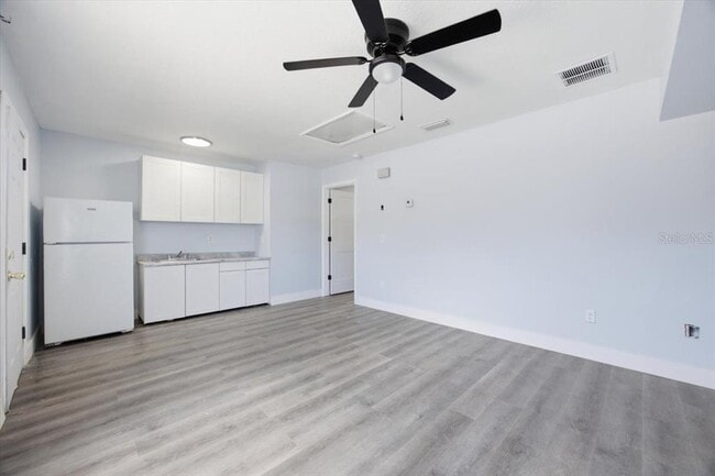 Building Photo - 713 Washington Palm Loop