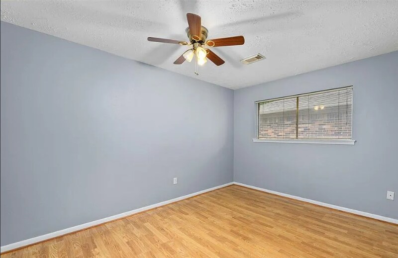 Building Photo - 2126 Redwood St