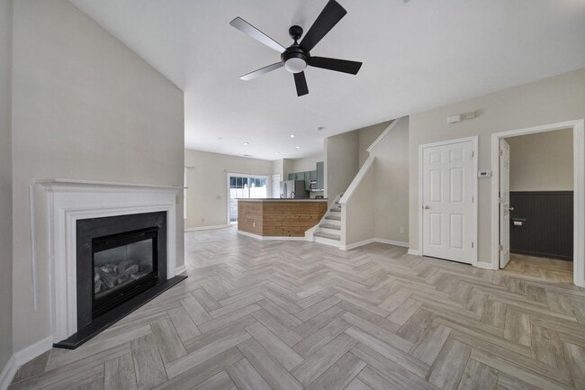 Building Photo - Lovely 3 Bed 2.5 Bath Townhome in Matthews