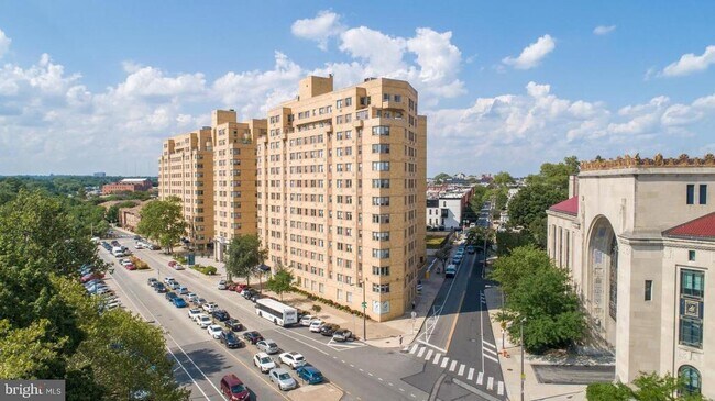 Building Photo - 2601 Pennsylvania Ave