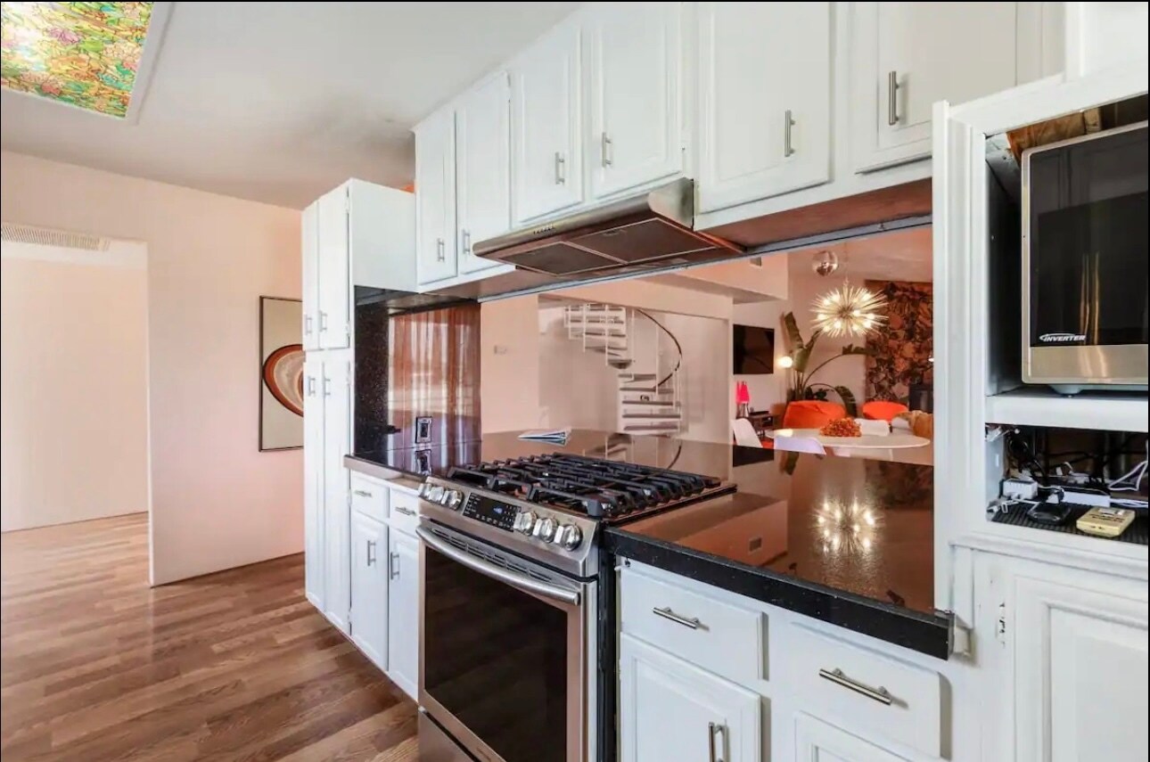 Building Photo - 7731 Arrowhead Dr