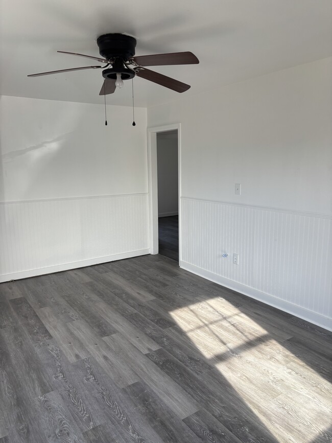 Building Photo - 622 Willard Ave